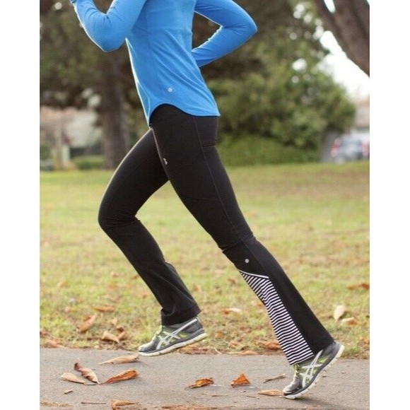 Lululemon Run Ice Queen Flare Pants Black White Stripe Size 4 - Picture 3 of 12